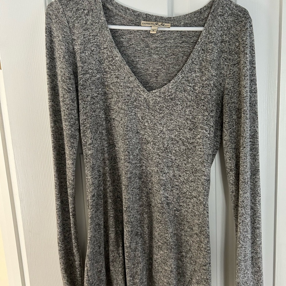 Express Heather Gray V-Neck Sweater